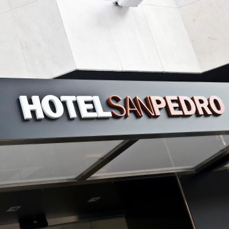 Hotel San Pedro Langreo Exterior photo